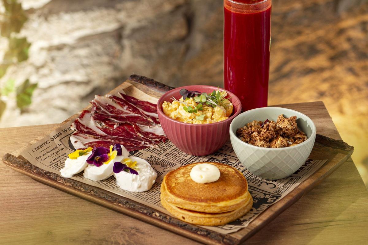 Opción de desayuno combinado en el local de Mokambo