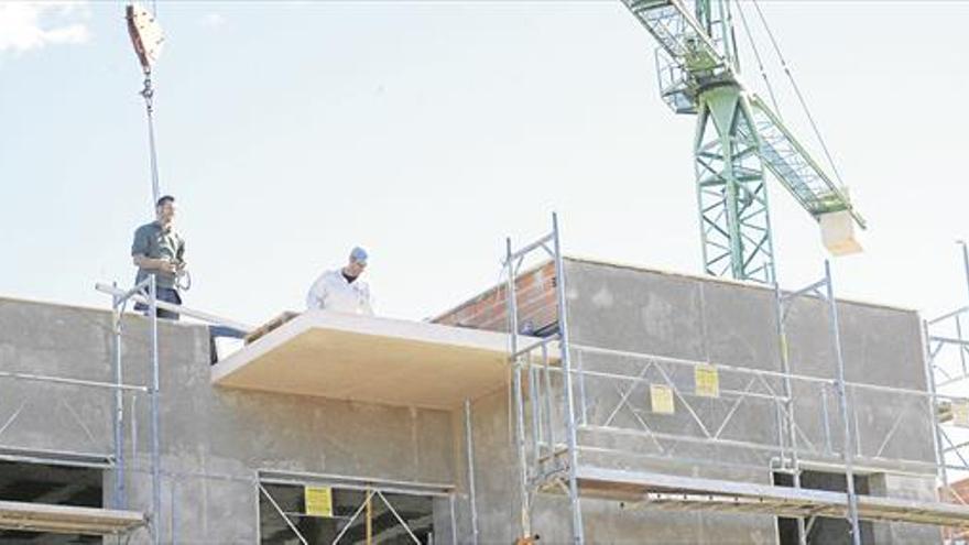 El ladrillo empieza a ver la luz con reformas y unifamiliares