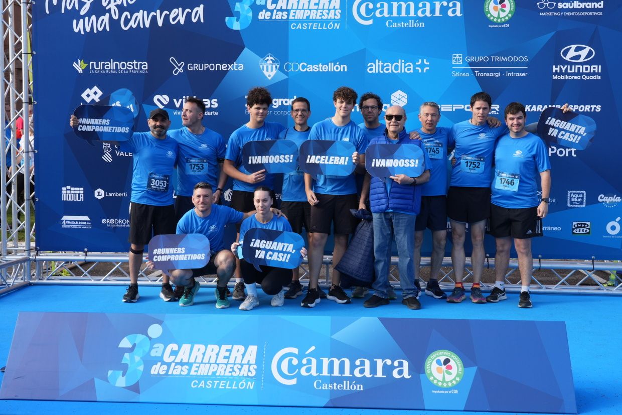 Búscate en las fotos de la Carrera de las Empresas en Castellón