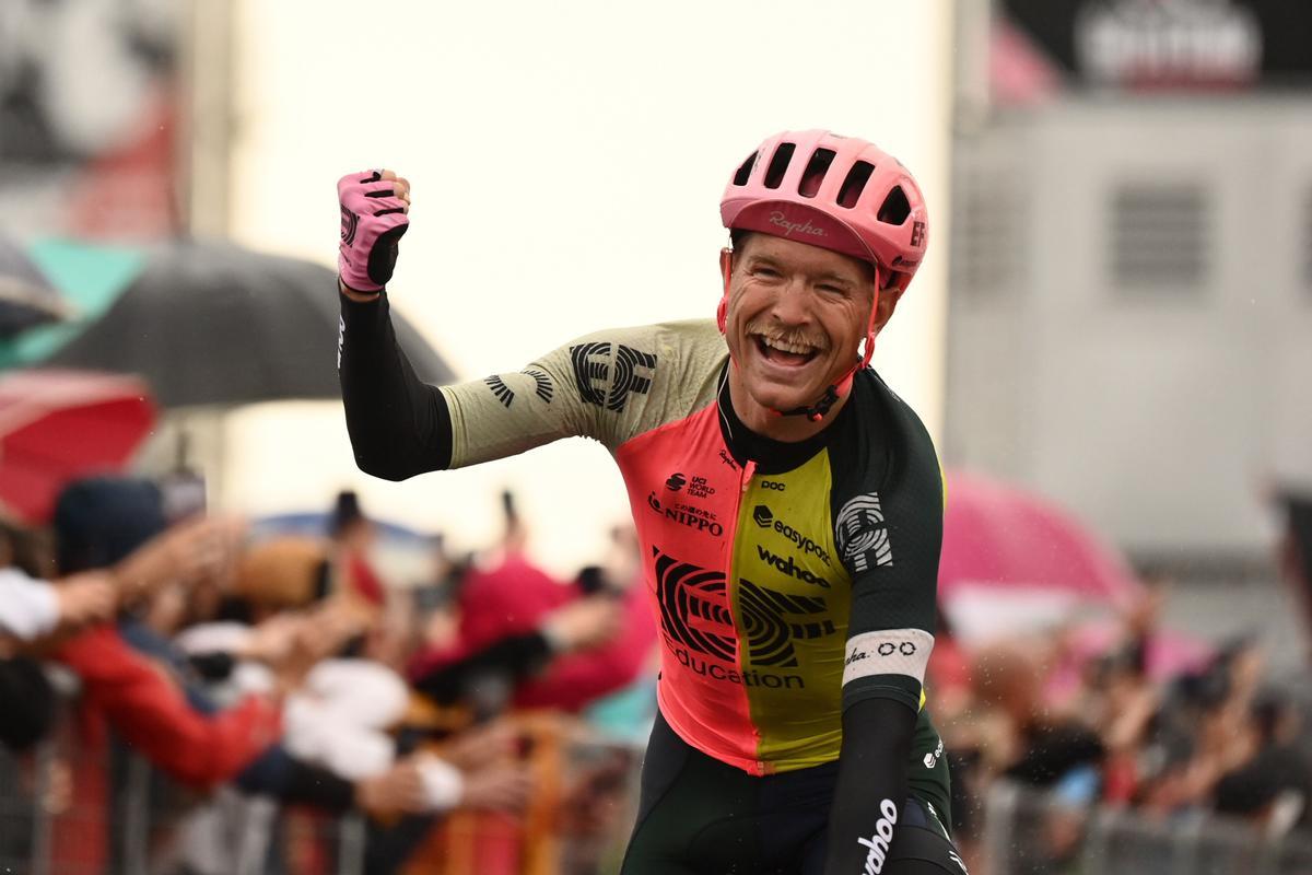 El ciclista danés Magnus Cort (EF Education-EasyPost) ganó este martes la décima etapa del Giro de Italia, disputada entre Scandiano y Viareggio sobre 196 kilómetros