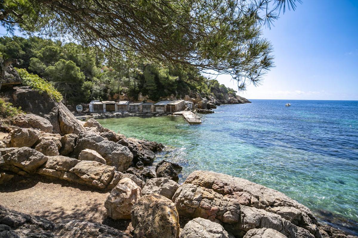 Una empresa paga una sanción de 170.000 euros por ejecutar una obra ilegal en Cala Mestella