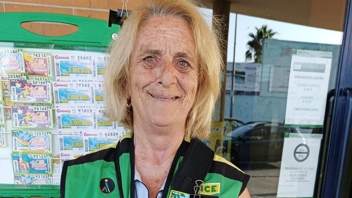 La vendedora de la ONCE Carmen Conde