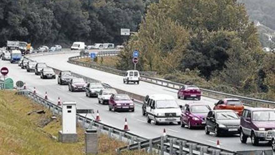 La DGT da la ubicación de 1.500 tramos peligrosos vigilados con radares móviles