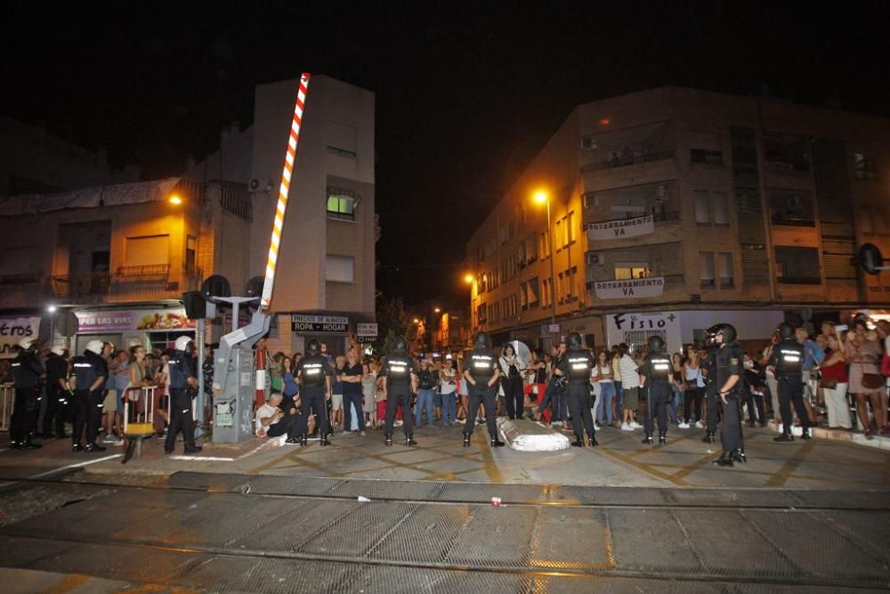 Numerosos heridos durante la protesta en las vías tras la intervención policial