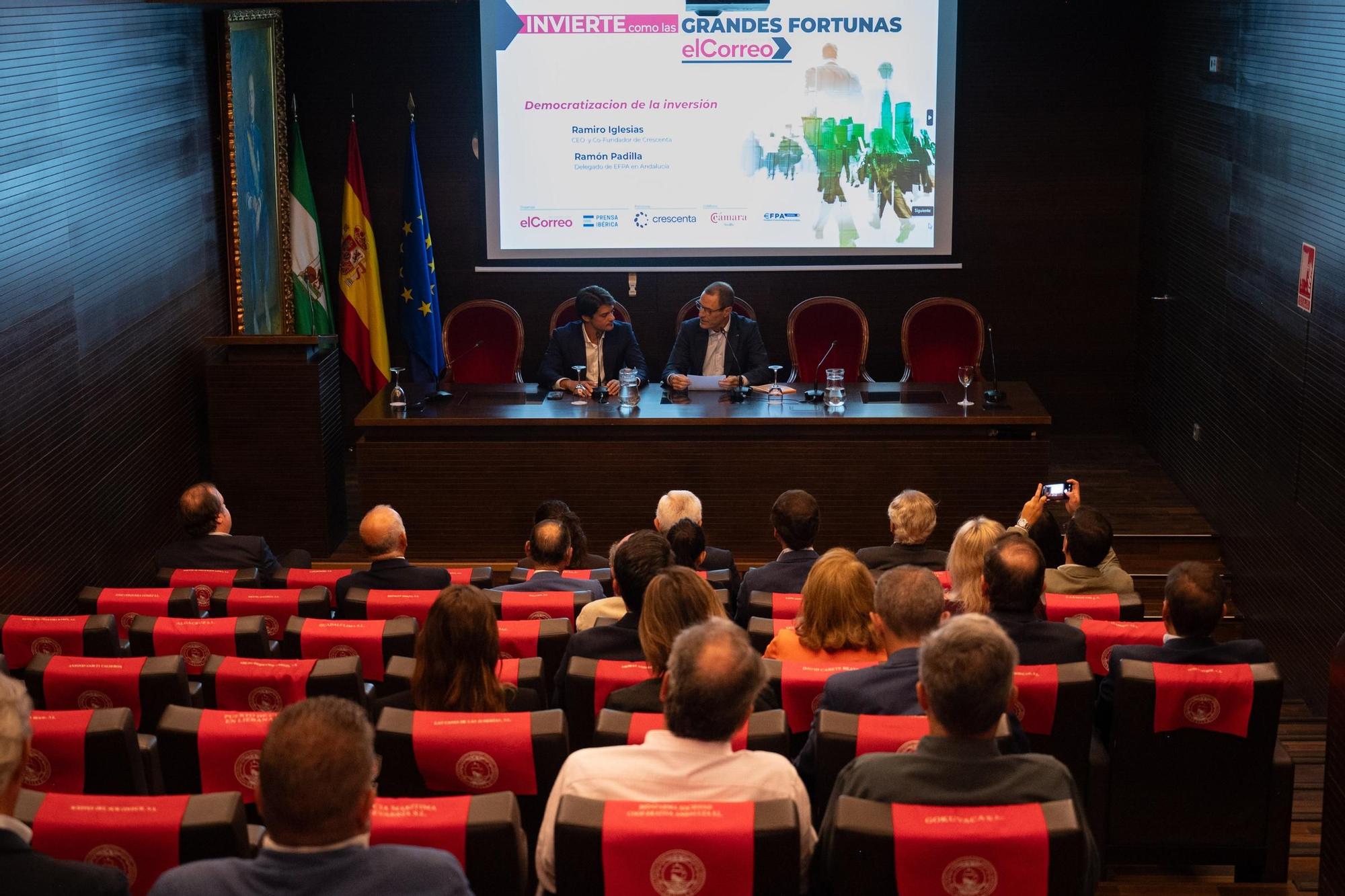 El acto ha tenido lugar en el salón de actos de la sede de la Cámara de Comercio de Sevilla