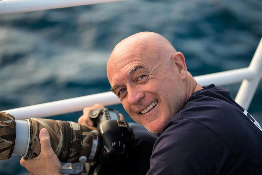 Manu San Felix, biólogo, fotógrafo y cámara submarino, afincado en las Pitiusas, lleva diez años integrado en el equipo de ''Pristine Seas''