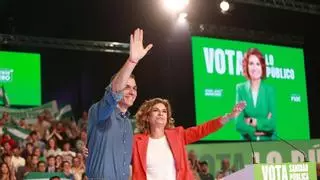 El PSOE se rebela contra las encuestas y llama a concentrar el voto en María Jesús Montero: "Sólo una papeleta puede echar a Moreno"