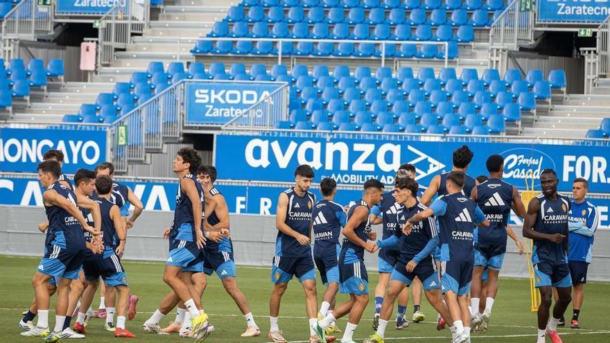 El Real Zaragoza trabaja con Vadillo como ausencia y Monzón, de vuelta