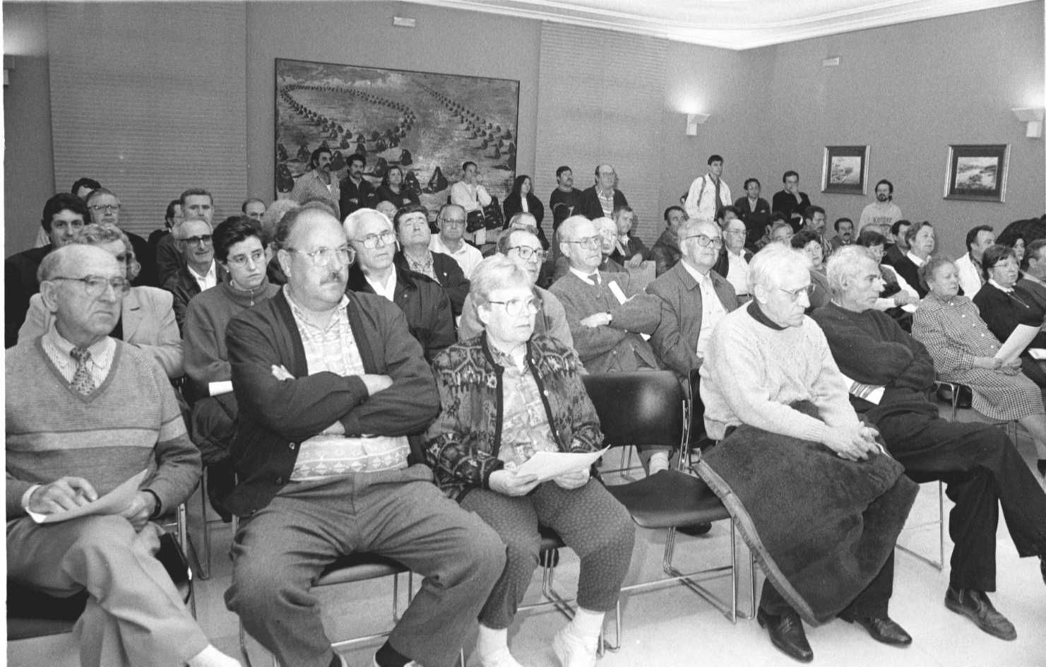 publico asistente a un pleno 1997.jpg