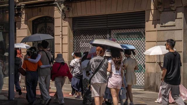 Dia d’altes temperatures a Barcelona.