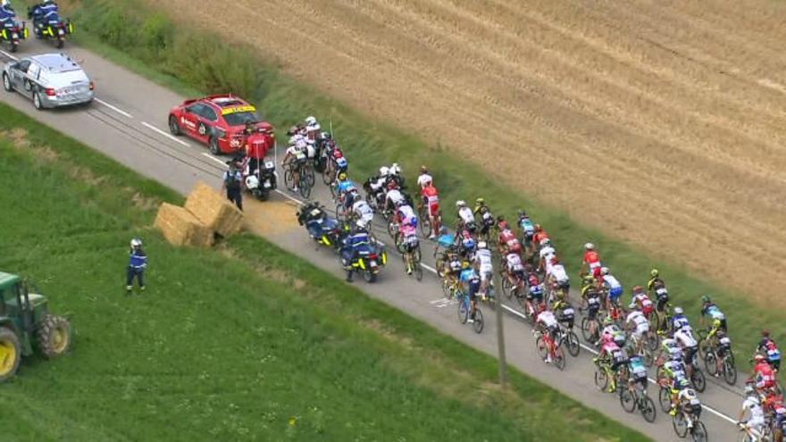 Una protesta de agricultores interrumpió el Tour de Francia