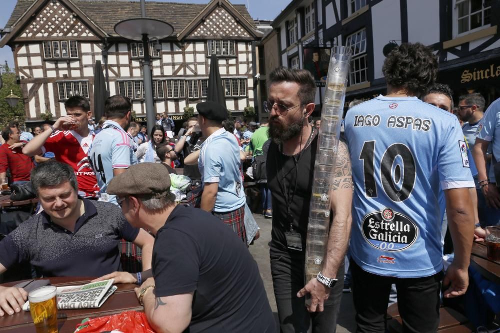 Manchester se tiñe de azul celeste