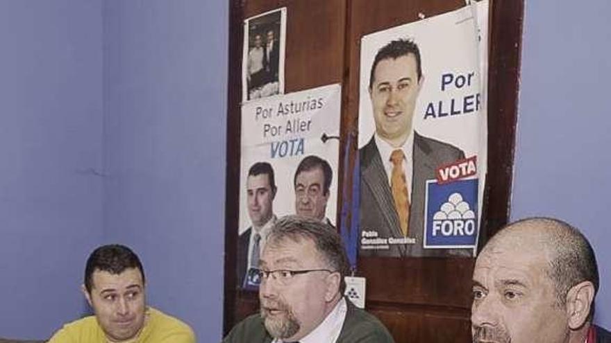 Pablo González, Isidro Martínez Oblanca y Genaro Rodríguez, ayer.