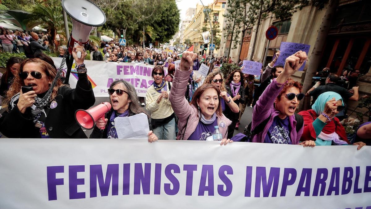 8M en Tenerife