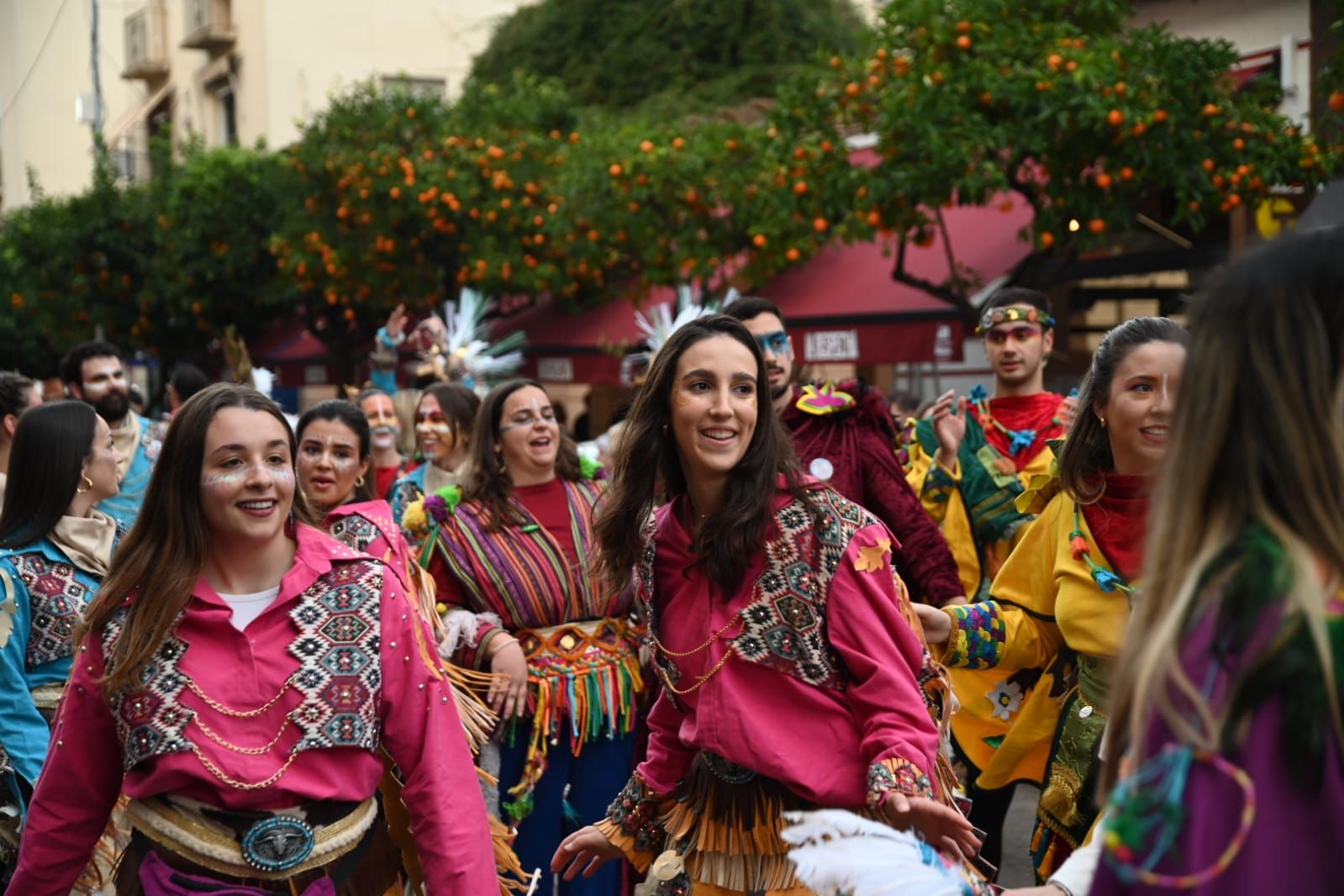 GALERÍA | Las Candelas de Santa Marina preludian el Carnaval de Badajoz