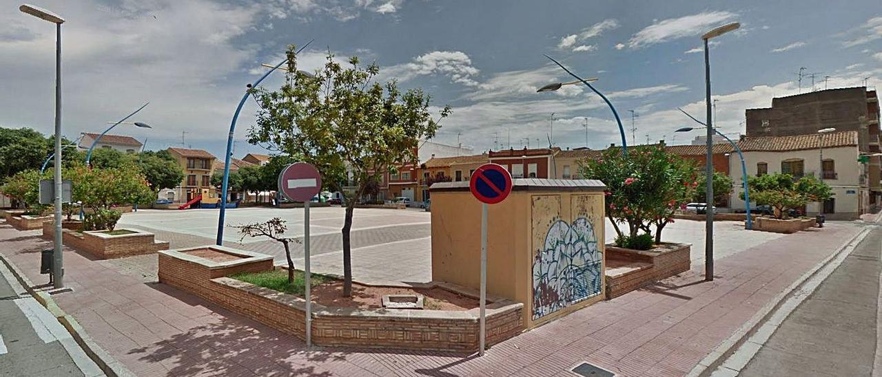 Actual Plaça del País Valencià, junto a la estación de tren. | L-EMV