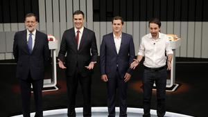 Mariano Rajoy, Pedro Sánchez, Albert Rivera i Pablo Iglesias, uns minuts abans de començar ’El debate a 4’ que va emetre Antena 3. 