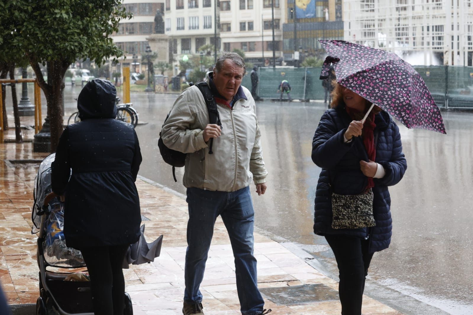 Vuelven las lluvias a València tras un fin de semana cálido