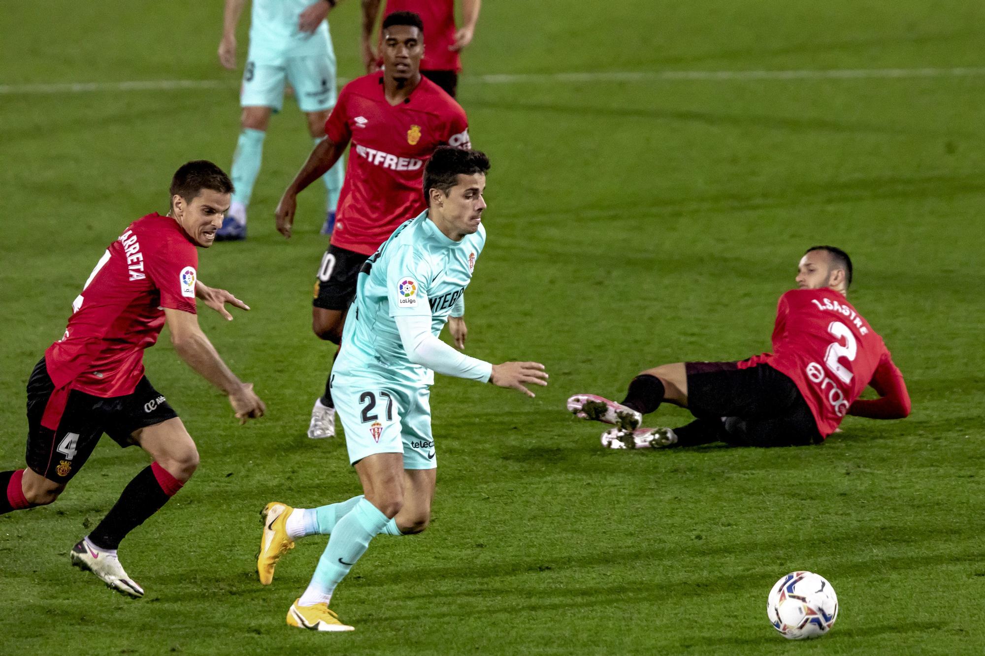 El Mallorca da por bueno el empate frente al Sporting