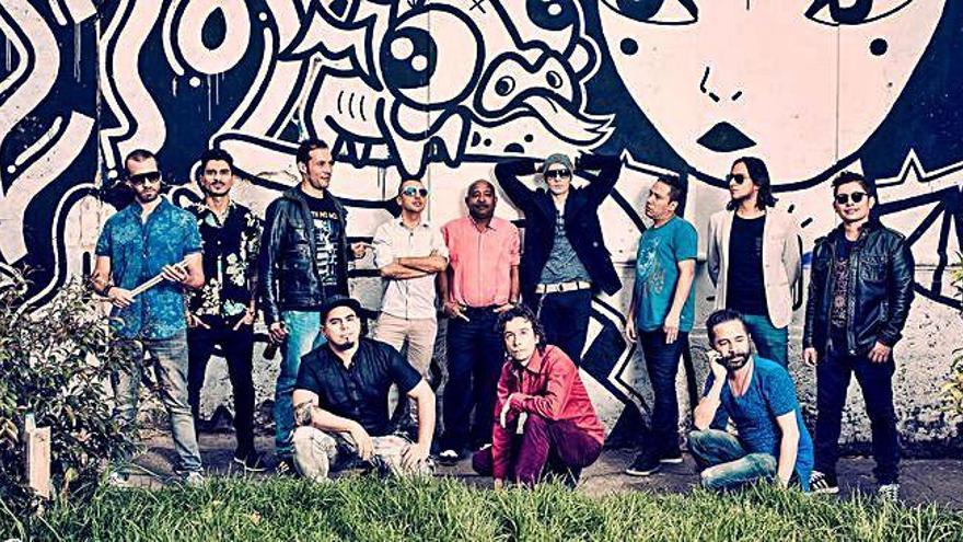 L&#039;orquestra colombiana La-33, que actuarà al festival Clownia 2019.