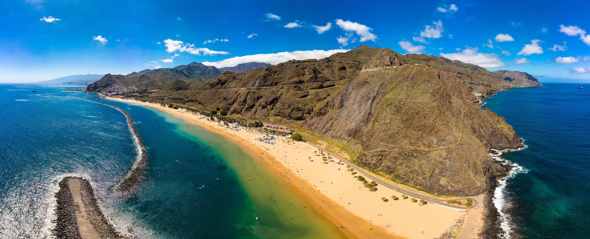 Playa de las Teresitas.