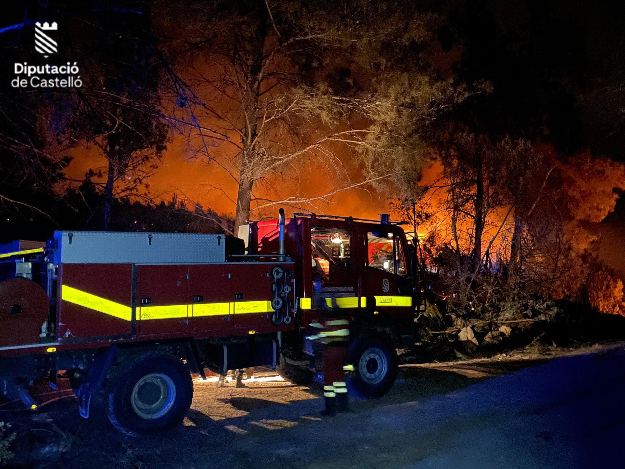 Incendio forestal en Villanueva de Viver