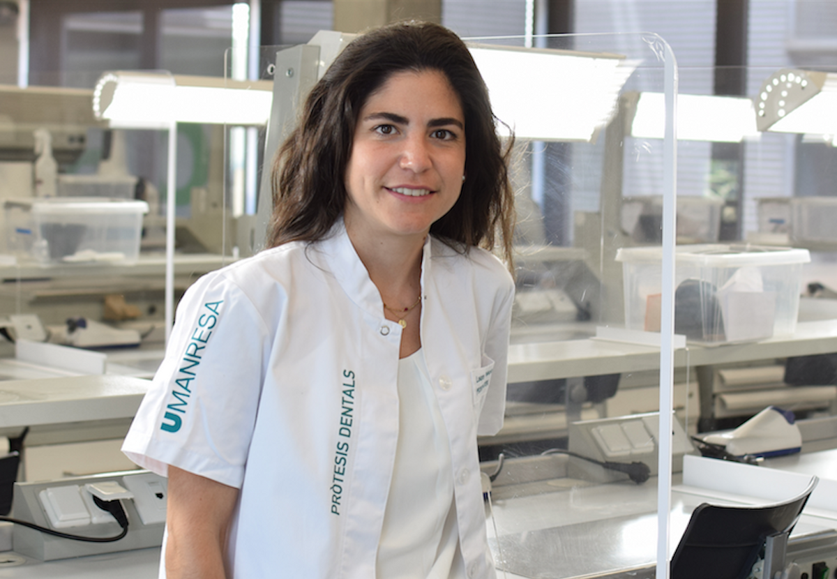 Laura Palacios: «La tecnologia modifica radicalment la professió de protètic dental i les perspectives de futur»
