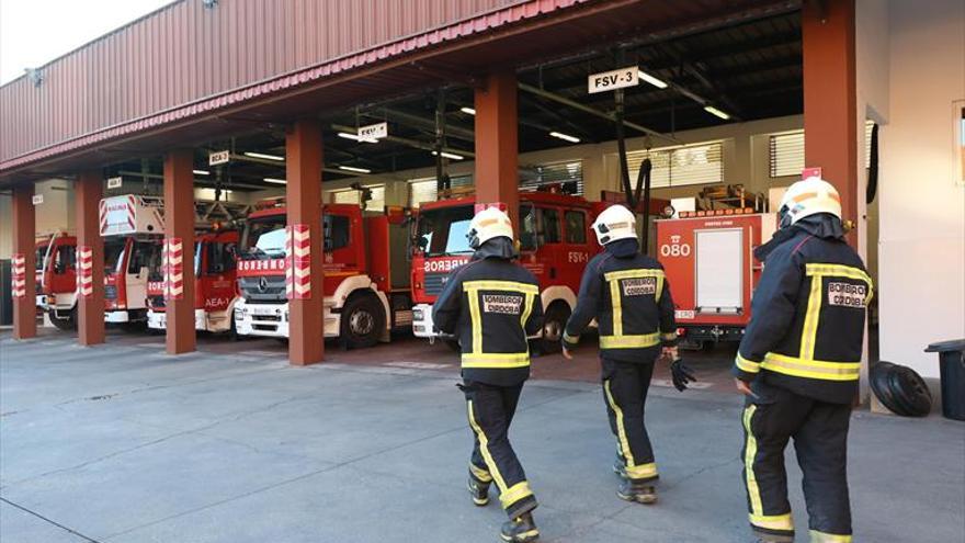 Cuatro bomberos en comisión de servicio refuerzan la plantilla