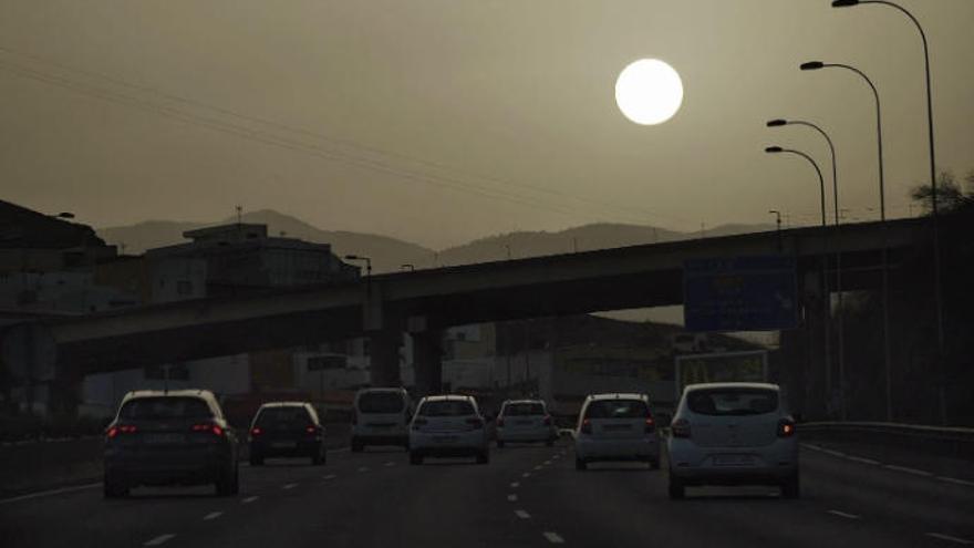 Calima durante la tarde de este viernes en Tenerife.