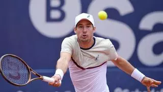 Lajovic derrota a Fils y se cita con Tsitsipas en semifinales