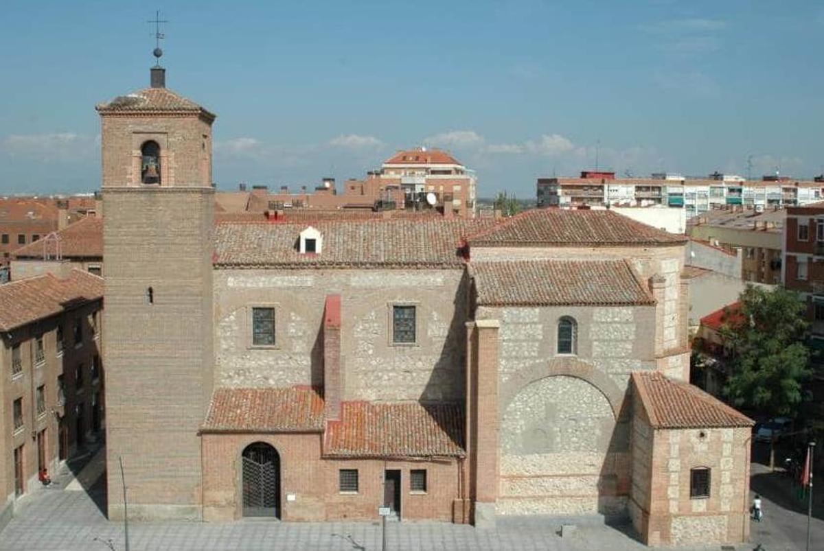 Iglesia de Santa María la Blanca, único monumento BIC de Alcorcón.