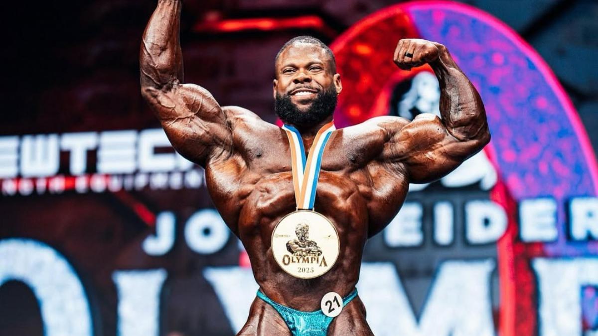 Keone, campeón del 212 Mr Olympia 2025