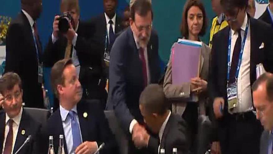 El saludo de Rajoy y Obama en Brisbane