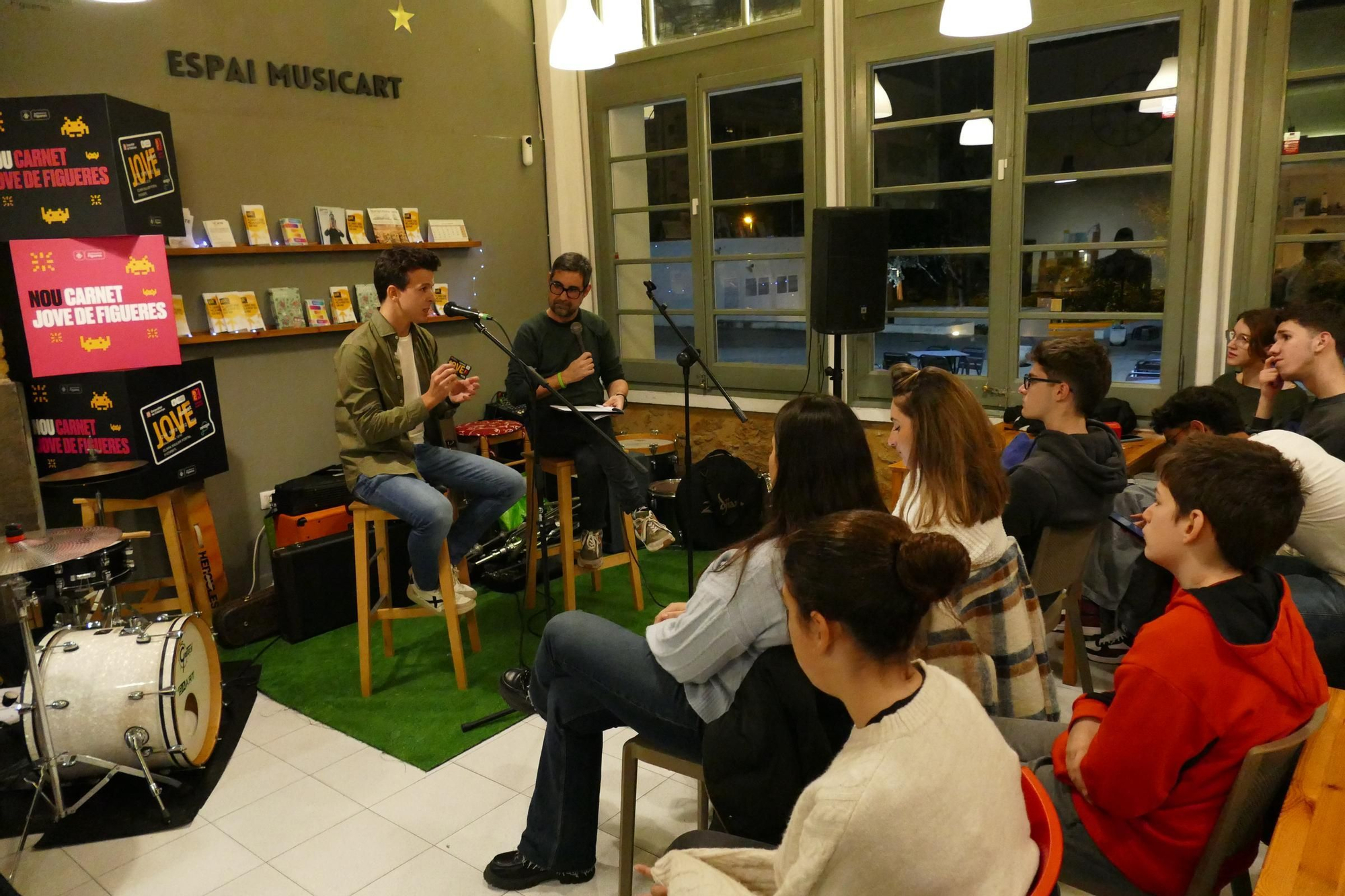 Figueres presenta el seu propi Carnet Jove