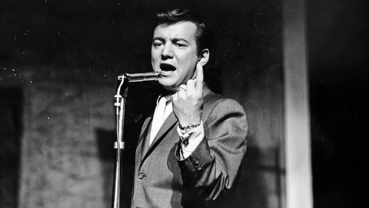 The Murder Ballad Bobby Darin Turned Into a Swinging Number-One Hit