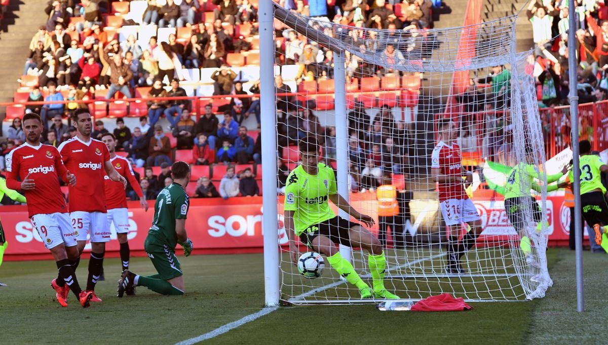 Las imágenes del Nastic-Córdoba CF