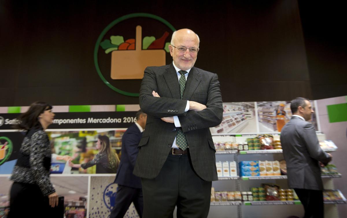 GRA075. VALENCIA, 02/03/2017.- El presidente de Mercadona, Juan Roig, durante la presentación hoy de los resultados de la compañía de 2016 y las previsiones para el presente año. EFE/Kai Försterling GRA075. VALENCIA, 02/03/2017.- El presidente de Mercadona, Juan Roig, durante la presentación hoy de los resultados de la compañía de 2016 y las previsiones para el presente año. EFE/Kai Försterling