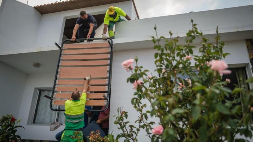 Desalojo de viviendas en La Palma debido a la erupción del volcán