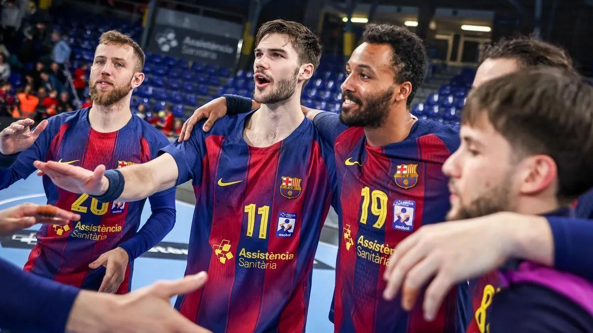 Los jugadores del Barça celebran el triunfo sobre el Fraikin Granollers.