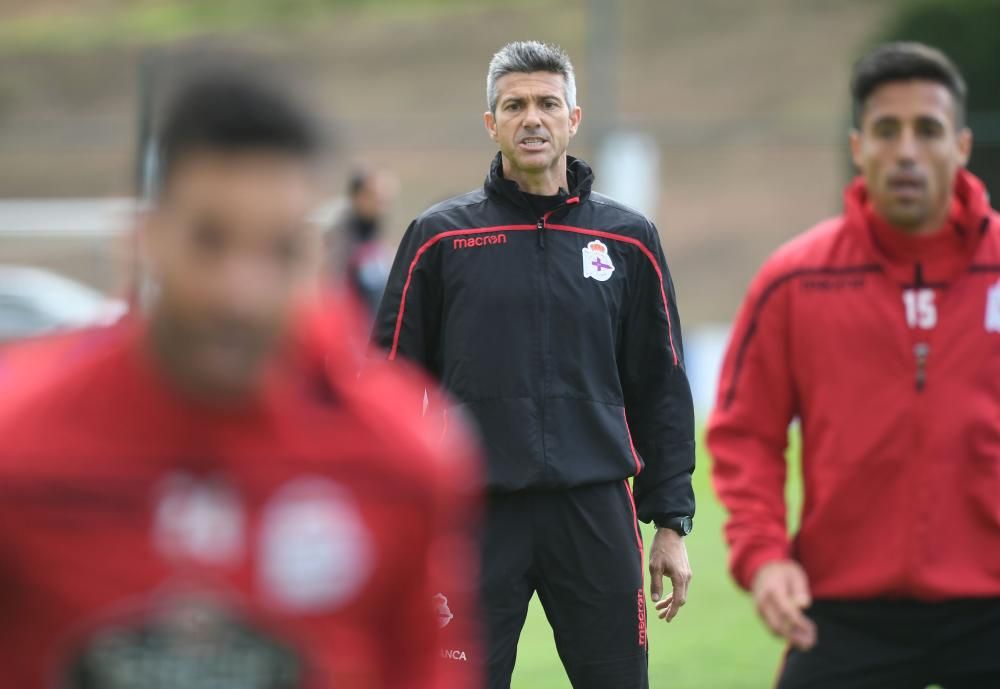 El nuevo técnico blanquiazul se pone al frente del equipo. El segundo entrenador Fabián Rivero y el preparador físico Moisés del Hoyo se unen junto a Martí al cuerpo técnico del primer equipo.