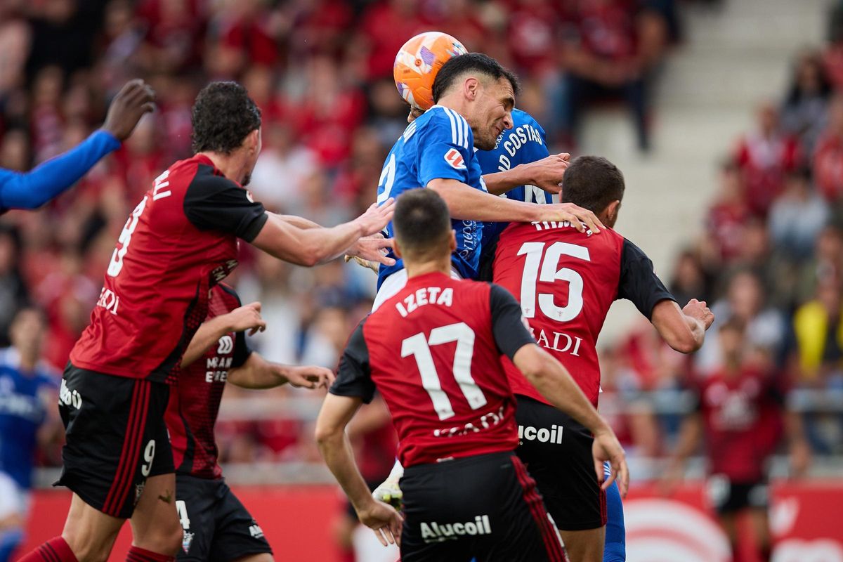 El Mirandés derrota 1-0 al Oviedo y sueña con el ascenso a Primera