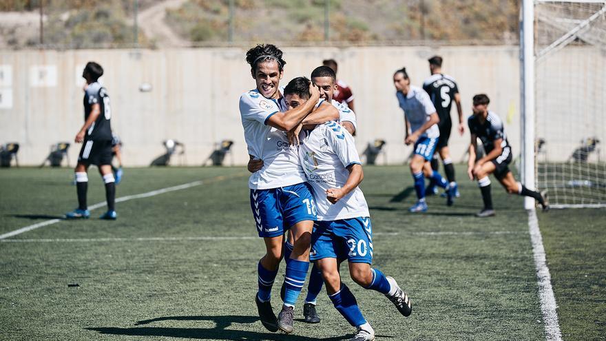 La UD Tamaraceite logra su primera victoria en la categoría de bronce del fútbol español