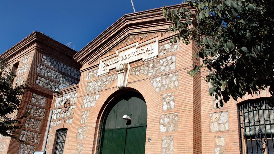 Con Málaga reclama que se rehabilite la antigua prisión de Cruz de Humilladero en un centro cultural