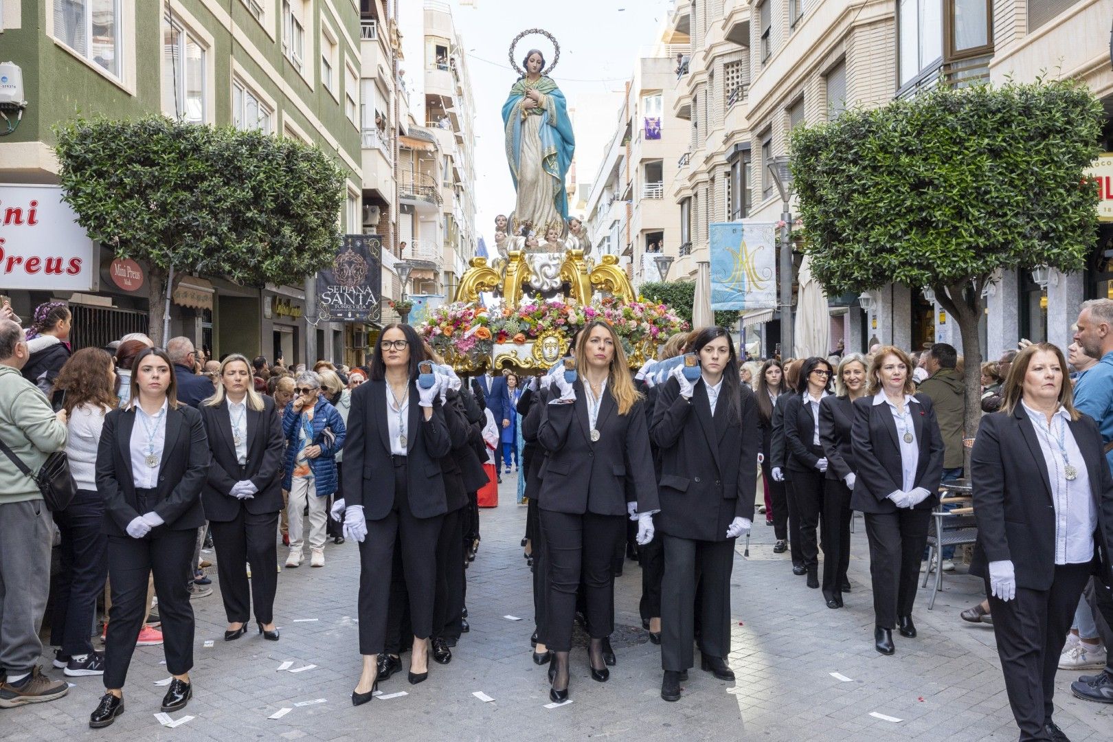 Las imágenes de la procesión del Encuentro del Domingo de Resurrección en Torrevieja