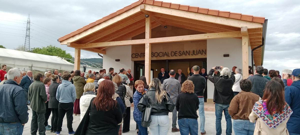 La inauguración del centro social de San Juan de Villapañada, en imágenes