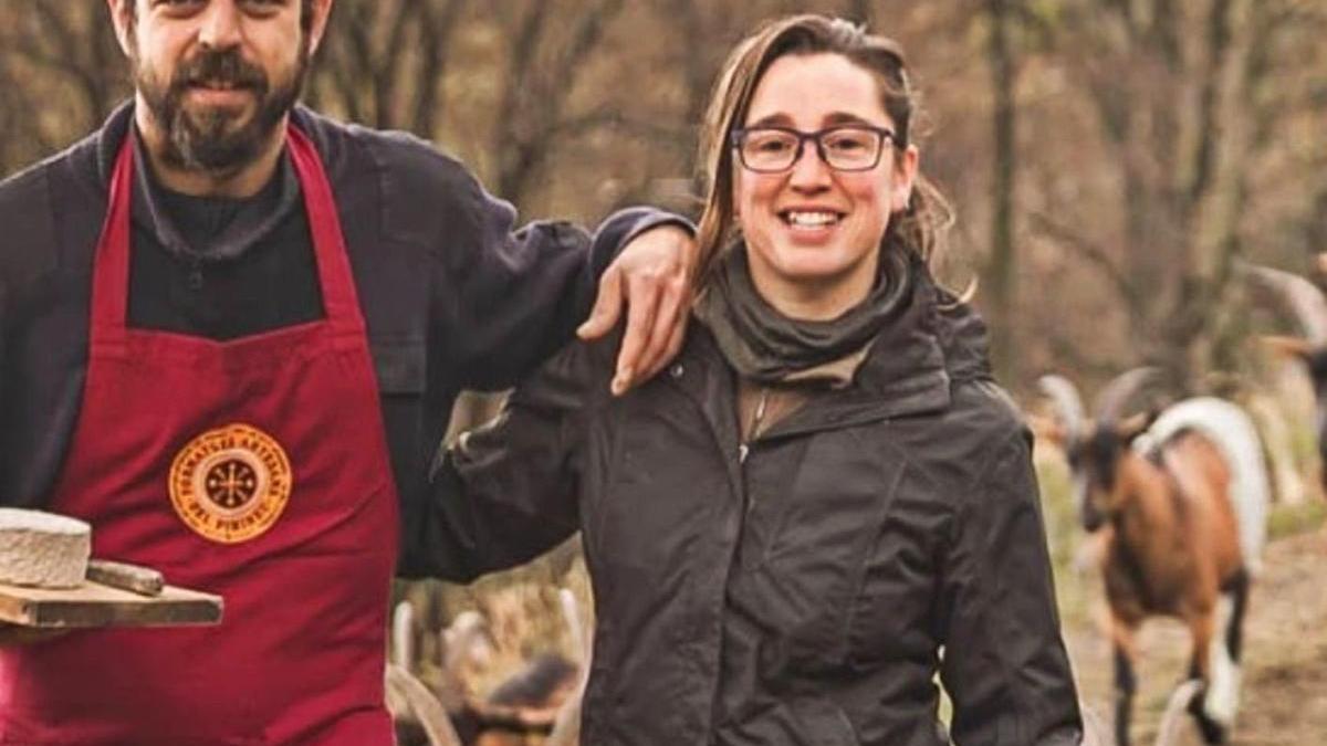 Una parella jove productora agroalimentària que dona imatge a la campanya