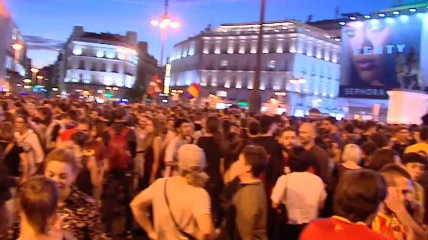 Un detenido en la concentración en apoyo al referéndum en Madrid