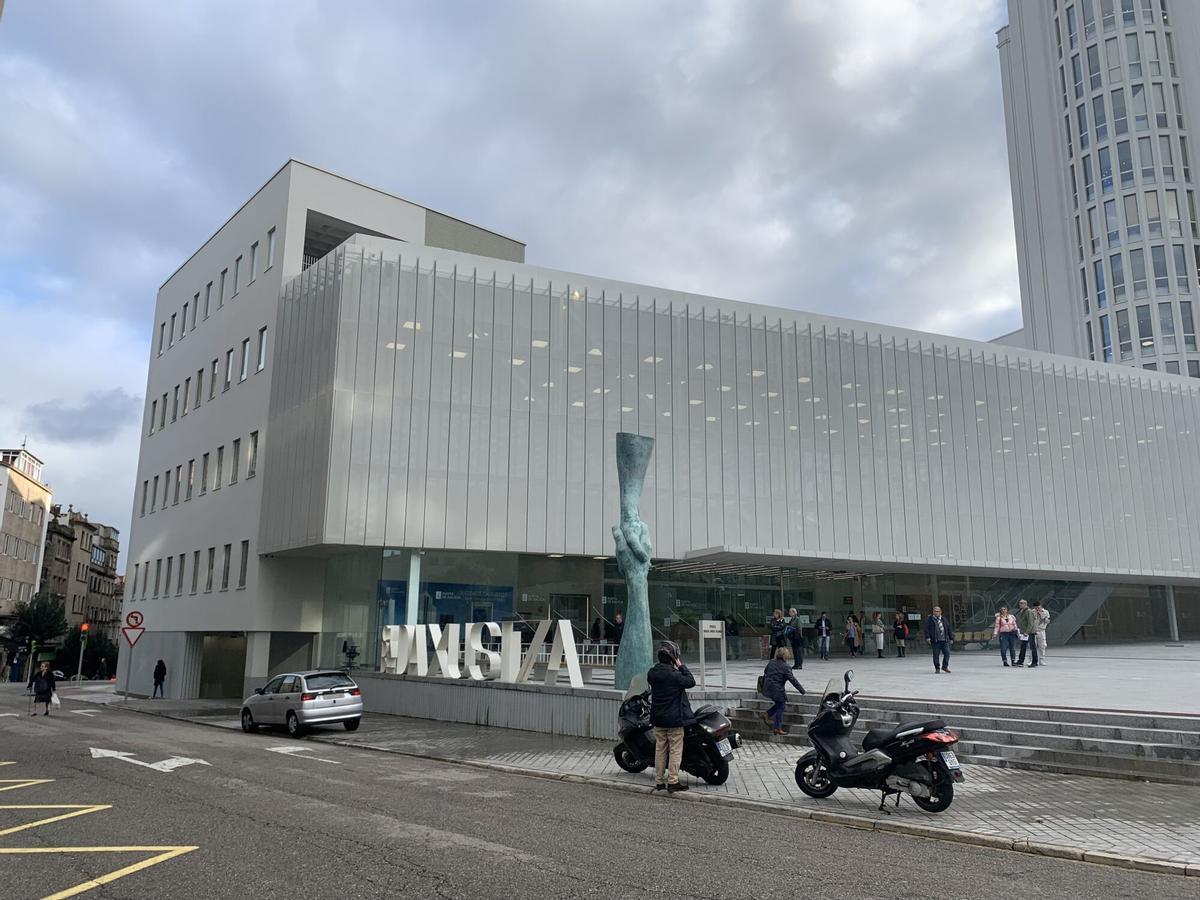 Entrada principal a la Ciudad de la Justicia en Vigo.