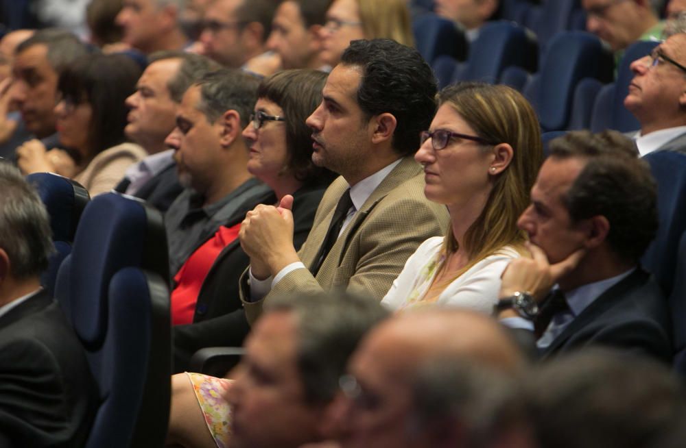 Al acto han acudido el presidente de la Generalitat, Ximo Puig, y el conseller de Educación, Vicent Marzà