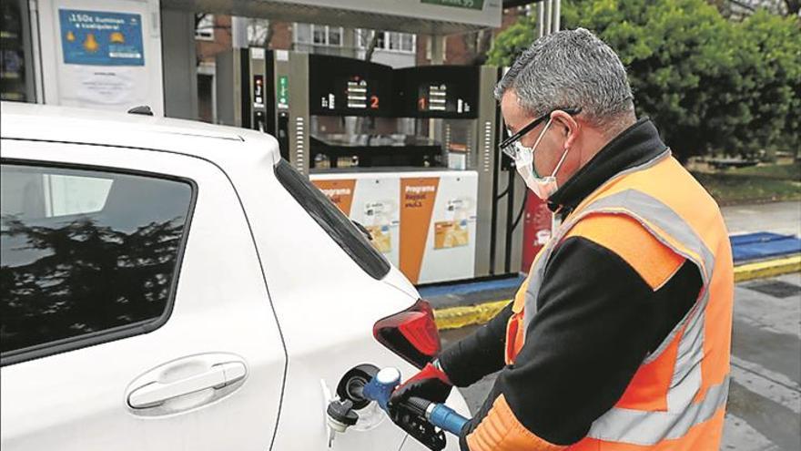 El Gobierno prohíbe el cierre desordenado de las gasolineras